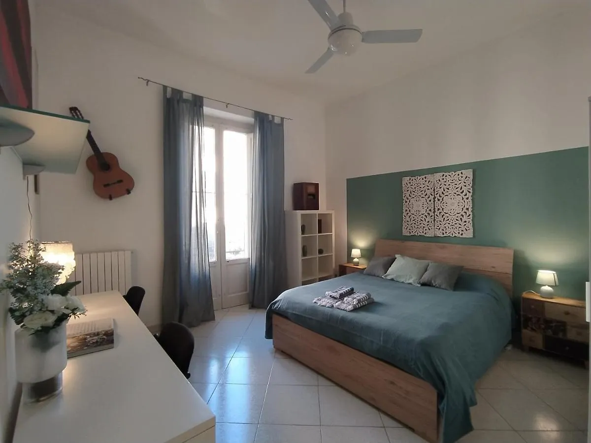 Flower 11 Apartment Μπάρι 0*,  Ιταλία